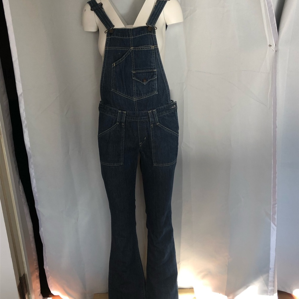 Levi's bib overalls O-ring back